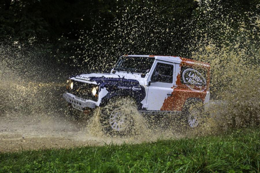  Land Rover Defender 90 Challenge Car 2014 года  (фото 22 из 35)